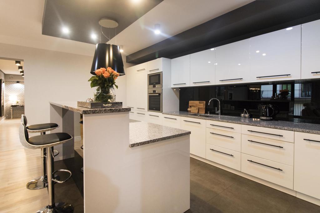Kings City - Skawinska Apartment クラクフ エクステリア 写真